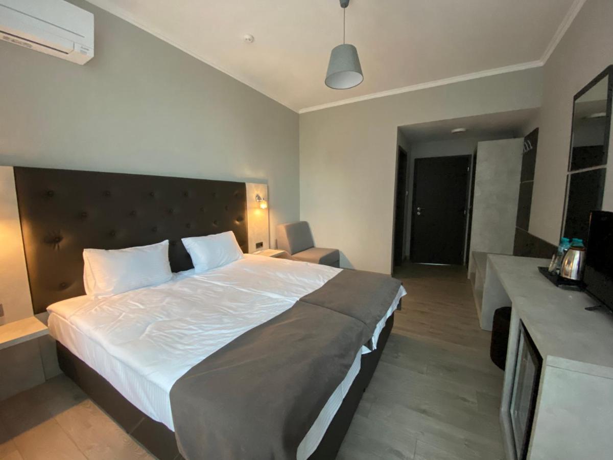 Comfort Guest Rooms Kazanlŭk Buitenkant foto