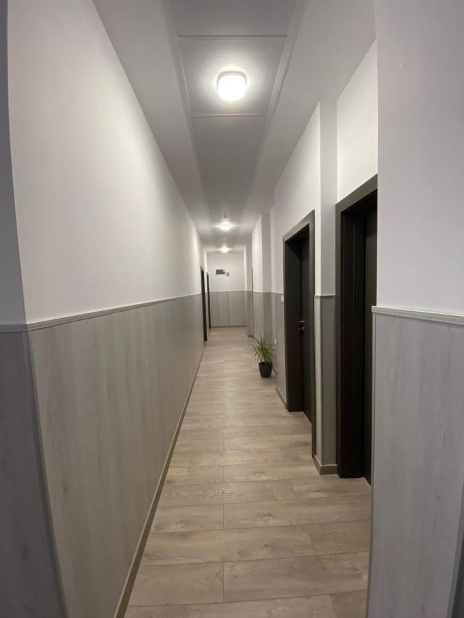Comfort Guest Rooms Kazanlŭk Buitenkant foto